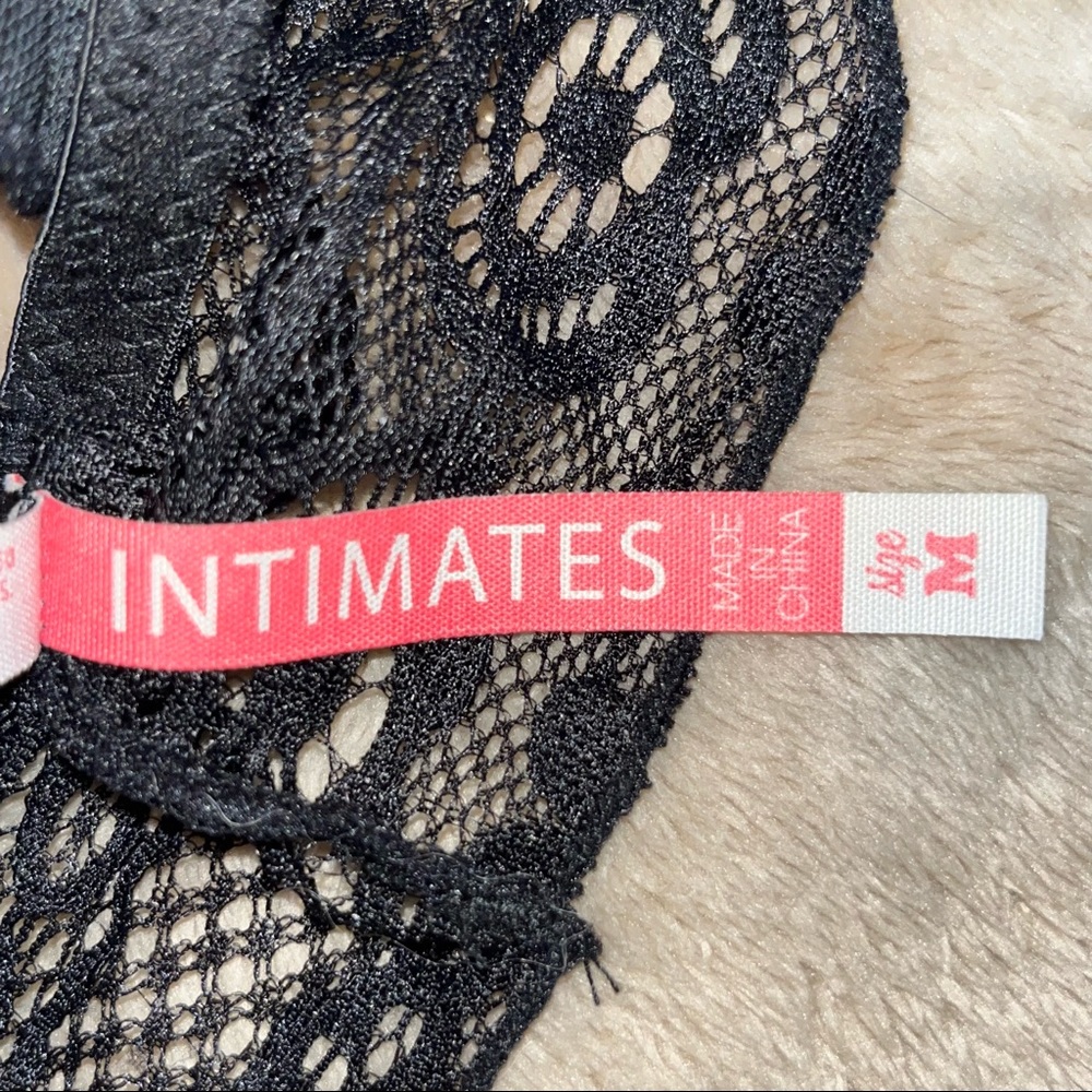 Bundle of PINK Victoria’s Secret Wear Everywhere Bra and Wallflower Bralette - Picture 16 of 16